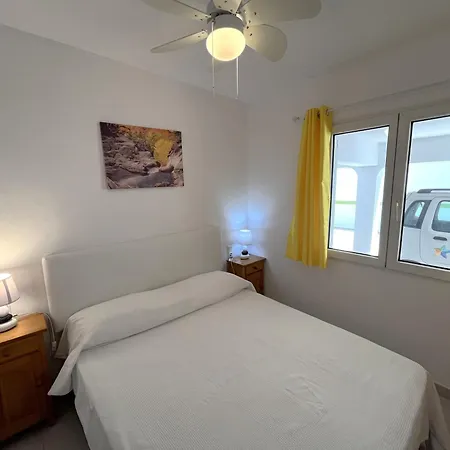 Hulme B19 By Som Menorca *